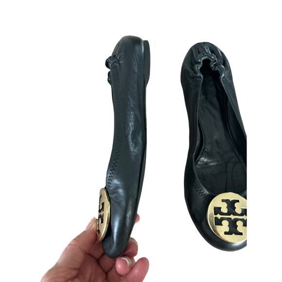Tory Burch Leather Minnie Ballet Travel Flats in Perfect Black/Gold Size 7.5 - Picture 6 of 11